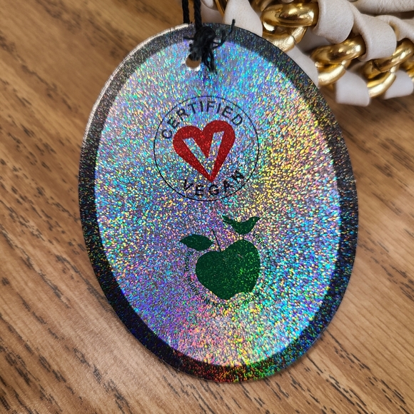 New with Tags Urban Expressions Vegan Leather Twist Front Bag - Picture 7 of 8